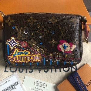 Louis Vuitton Christmas 2020 mini pochette